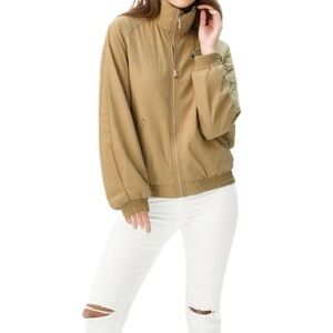 Lacoste NWT Bomber Sporty Windbreaker Jacket in Beige Size Junior M